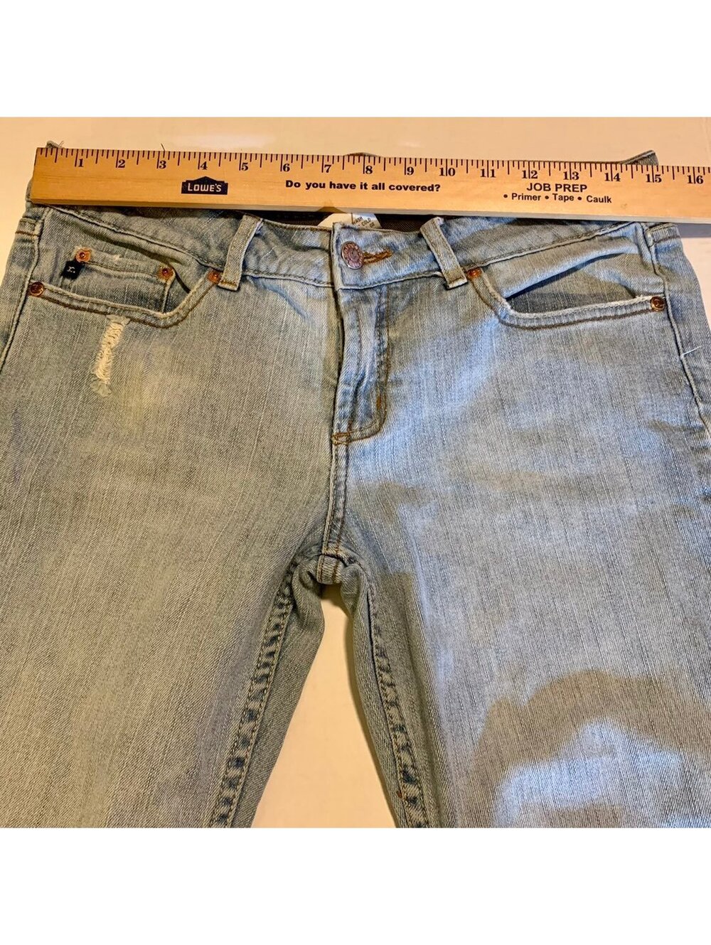 Refuge Light Blue Distressed Jeans Size Waist 29 in. - Picture 6 of 10